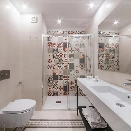 Dolcevita Apartment *