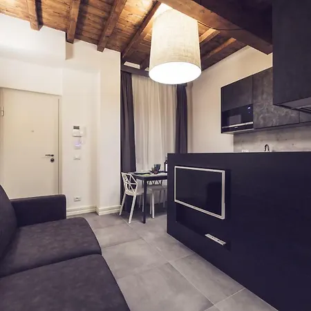 Dolcevita Apartament *